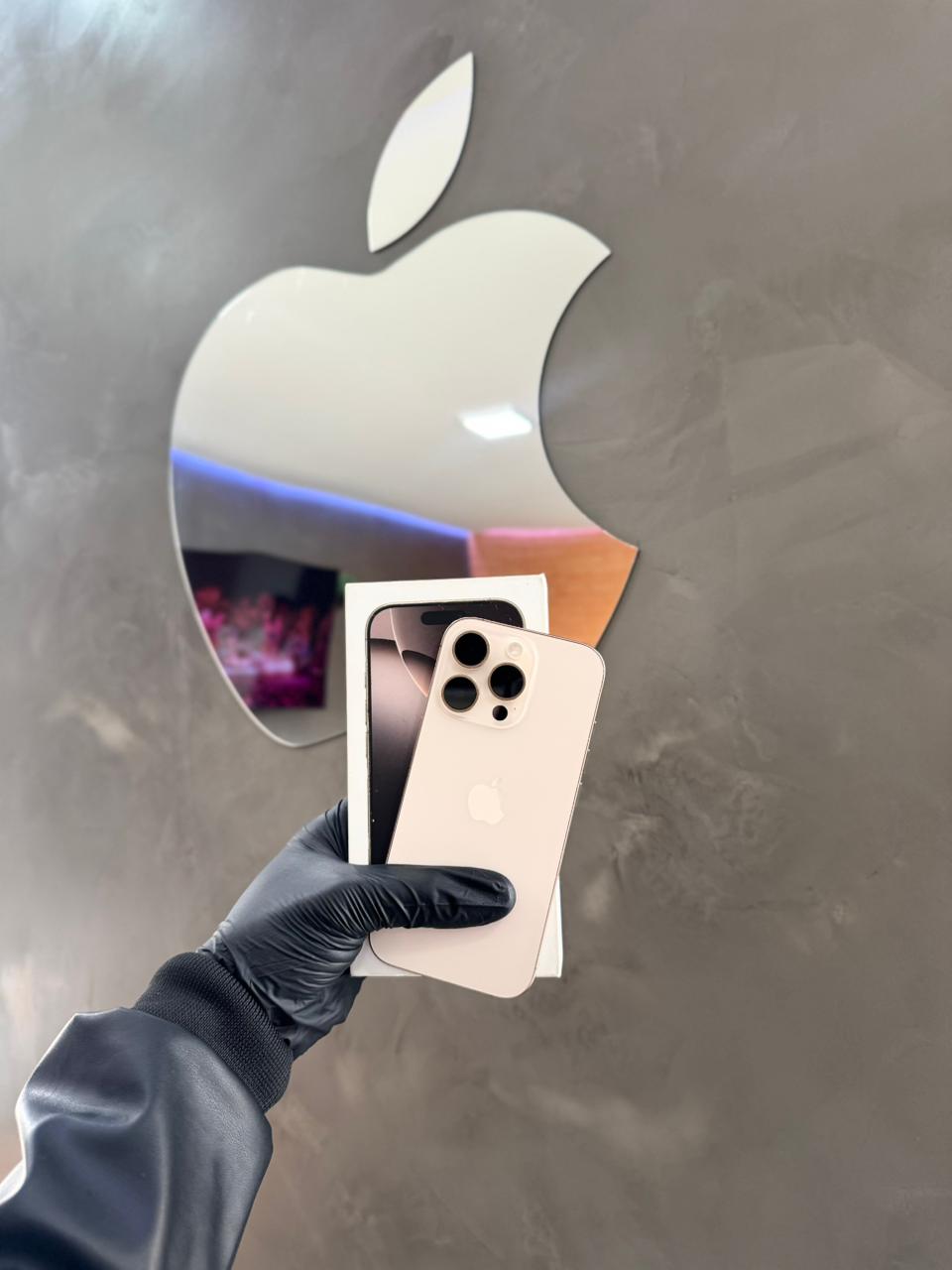 iPhone 15 Pro